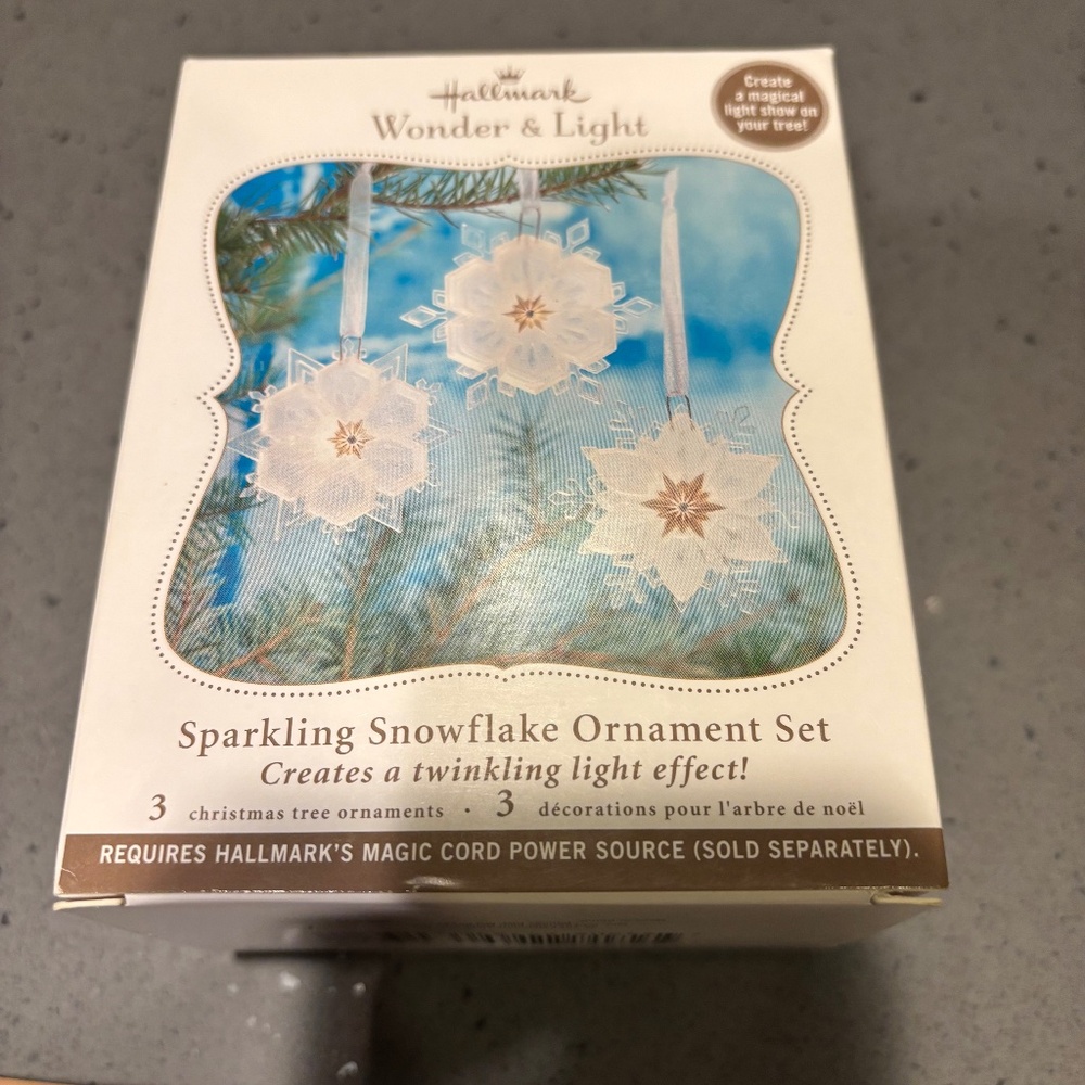 Hallmark Wonder and Light Sparkling Snowflake Ornament Set